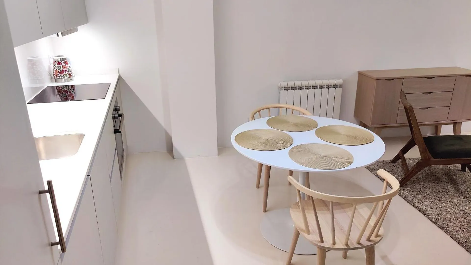 Central Studio With Private Courtyard Prague Apartment