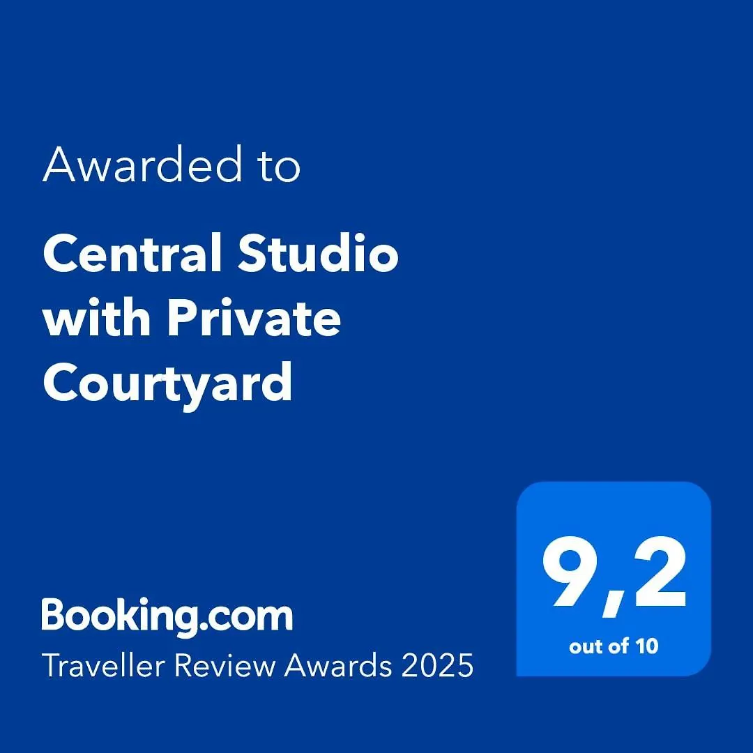 Apartment Central Studio With Private Courtyard Prague
